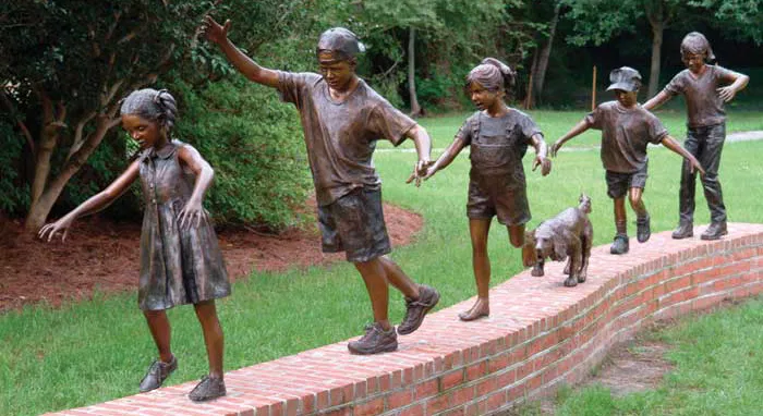 Follow the Leader Sculpture